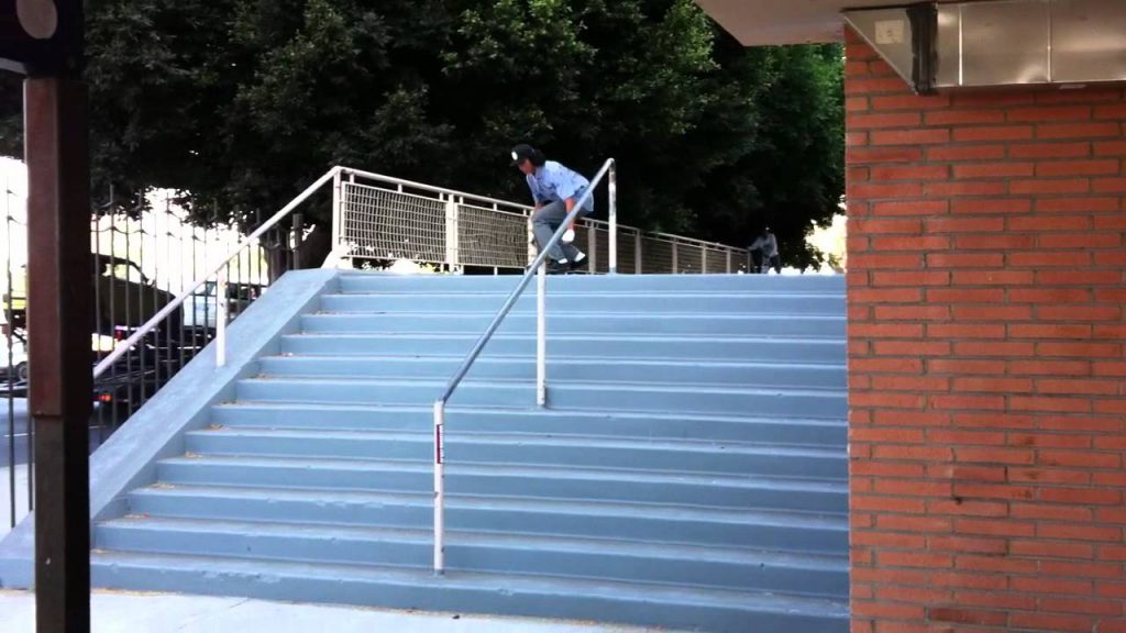 Hollywood High School - 12 Stair Skate Spot